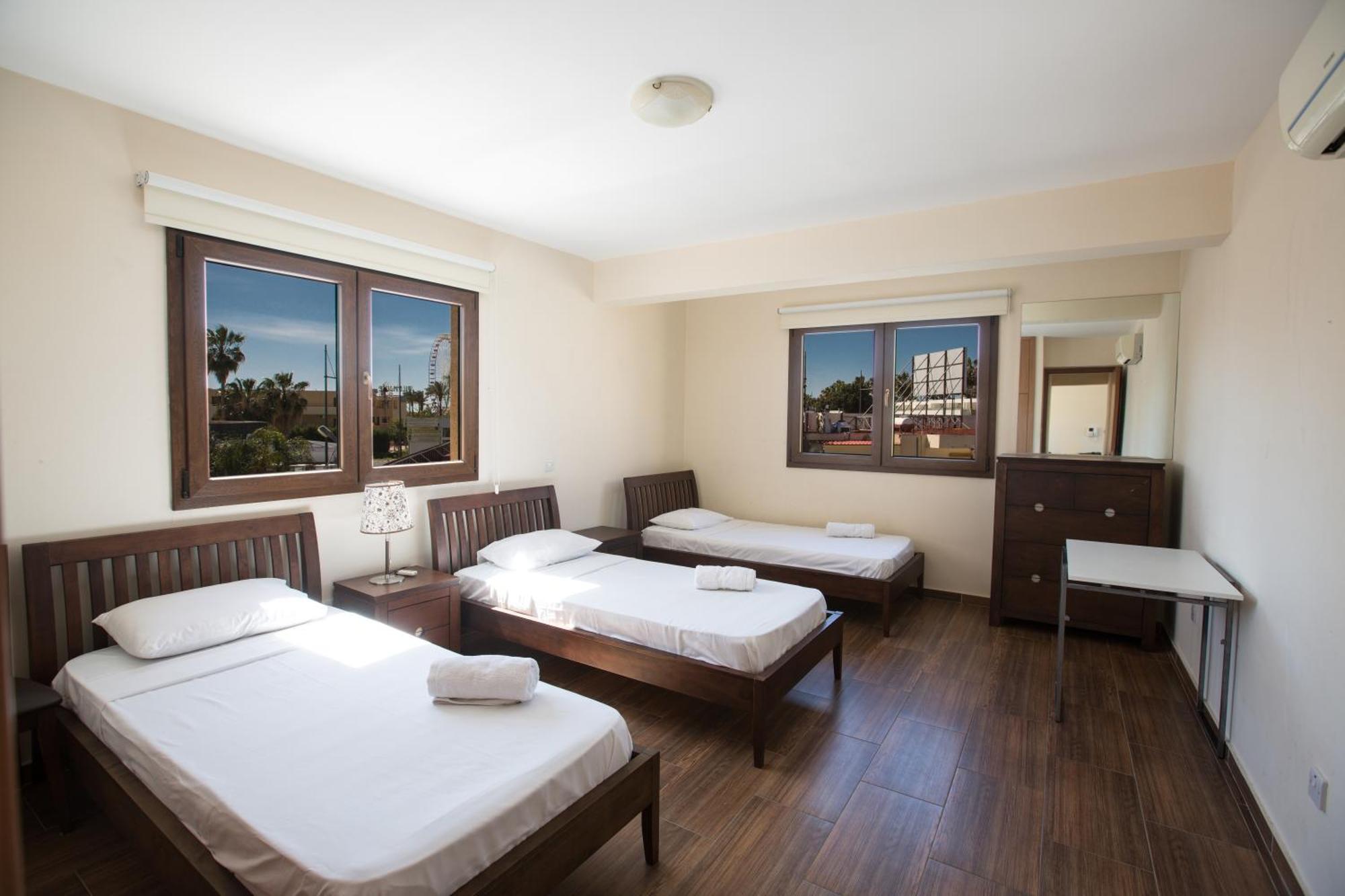 Napiana Apartments Ayia Napa Habitación foto