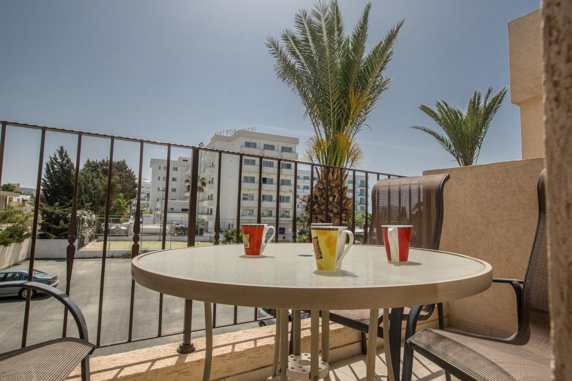 Napiana Apartments Ayia Napa Habitación foto