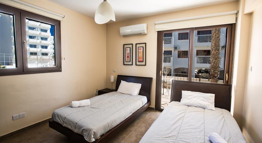 Napiana Apartments Ayia Napa Habitación foto